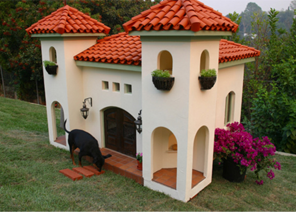dog-house-mansion